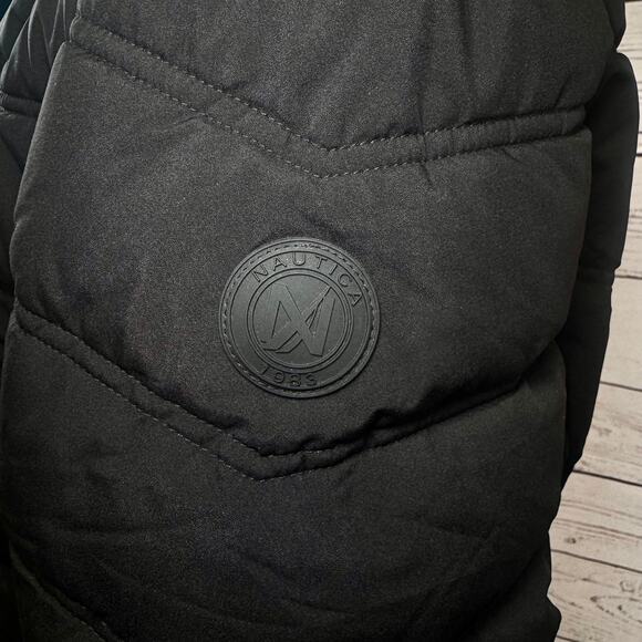 Nautica Black Quilted Puffer Jacket | Women’s XXL | Hooded, Warm & Cozy - Picture 4 of 10